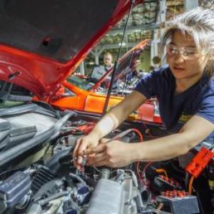 Advanced Automobile Service Technology, Pre-Apprentice