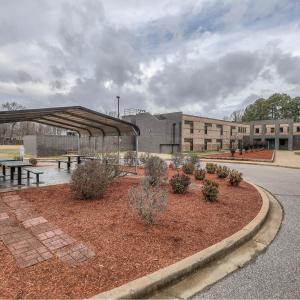 Dr. Benjamin L Hooks Job Corps Center