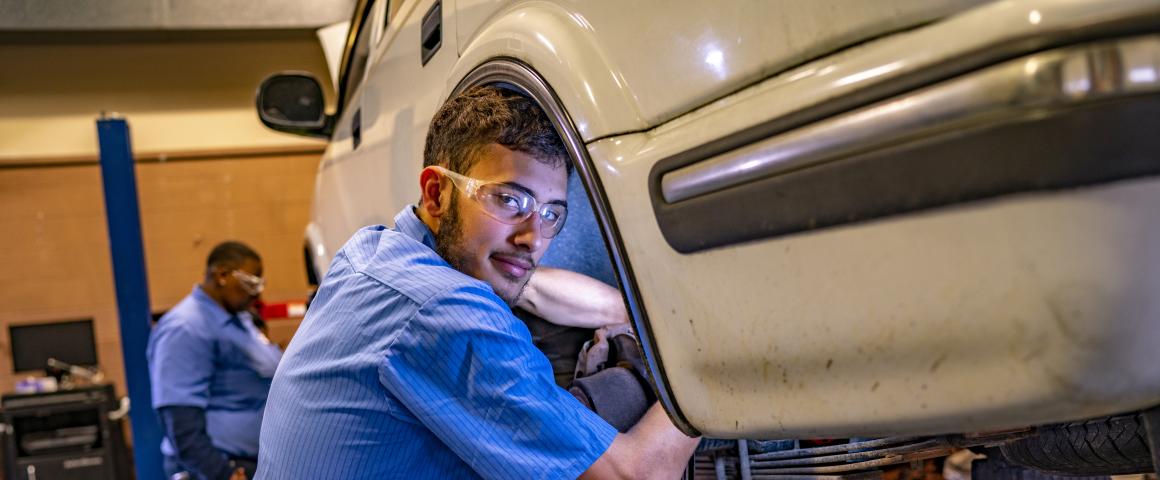 Advanced Collision Repair and Refinish - Damage Analysis and Estimating, Pre-Apprentice
