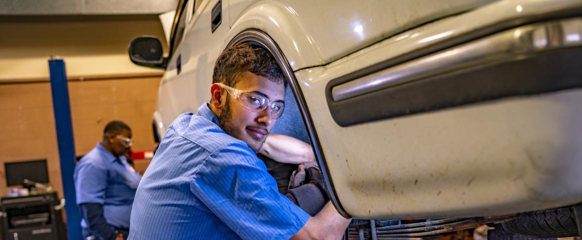 Advanced Collision Repair and Refinish - Damage Analysis and Estimating, Pre-Apprentice